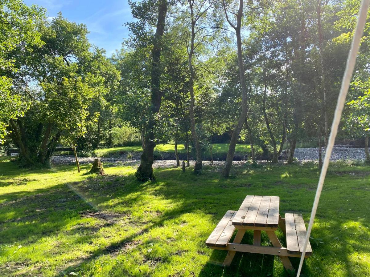 River View Glamping Hotel Llandovery Exterior photo